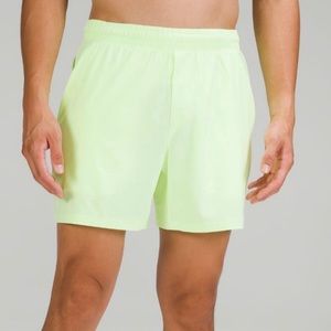 lululemon athletica Men's Athletic Shorts in faded zap 5” linerless Size L